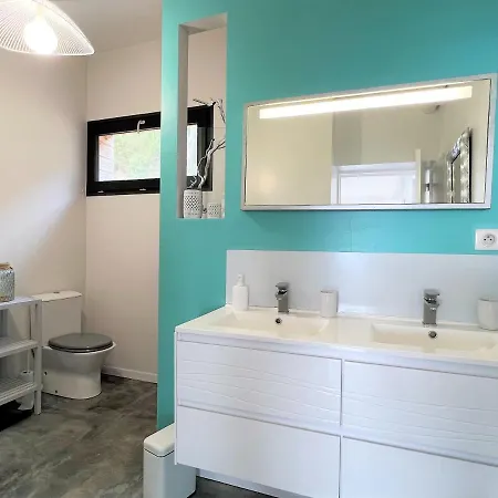 Vue Imprenable Avec Piscine Chauffee *