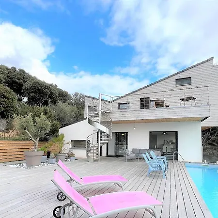 Villa Vue Imprenable Avec Piscine Chauffee *